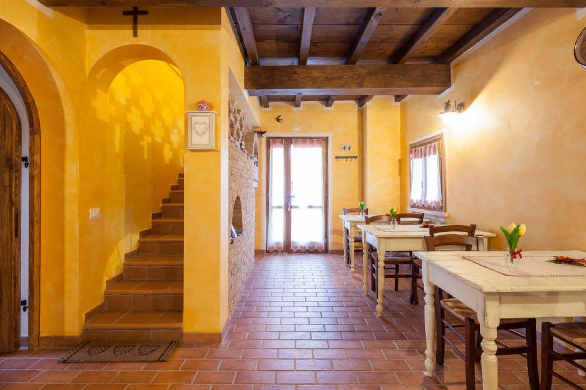 Bed and Breakfast La Casa Delle Rondini à Roncoferraro Extérieur photo