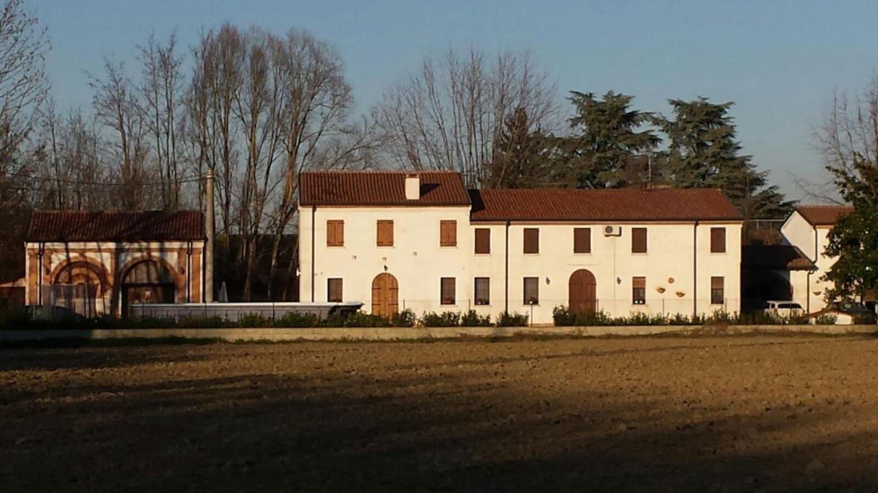 Bed and Breakfast La Casa Delle Rondini à Roncoferraro Extérieur photo
